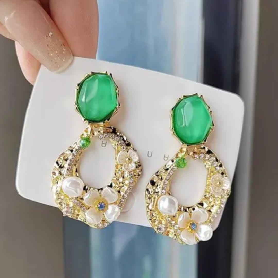 Fresh Flirty Green Earrings