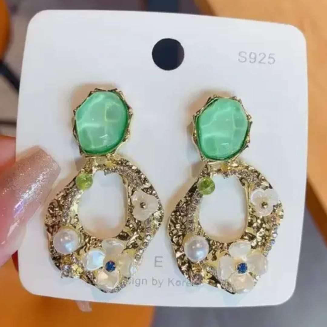 Fresh Flirty Green Earrings